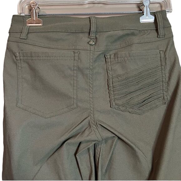 Prana green skinny pants.  Size 4 - Picture 9 of 11